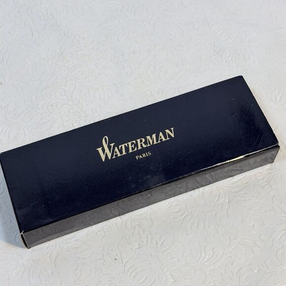 Waterman Matte Burgundy Twist Ball Point Pen - Picture 14 of 16